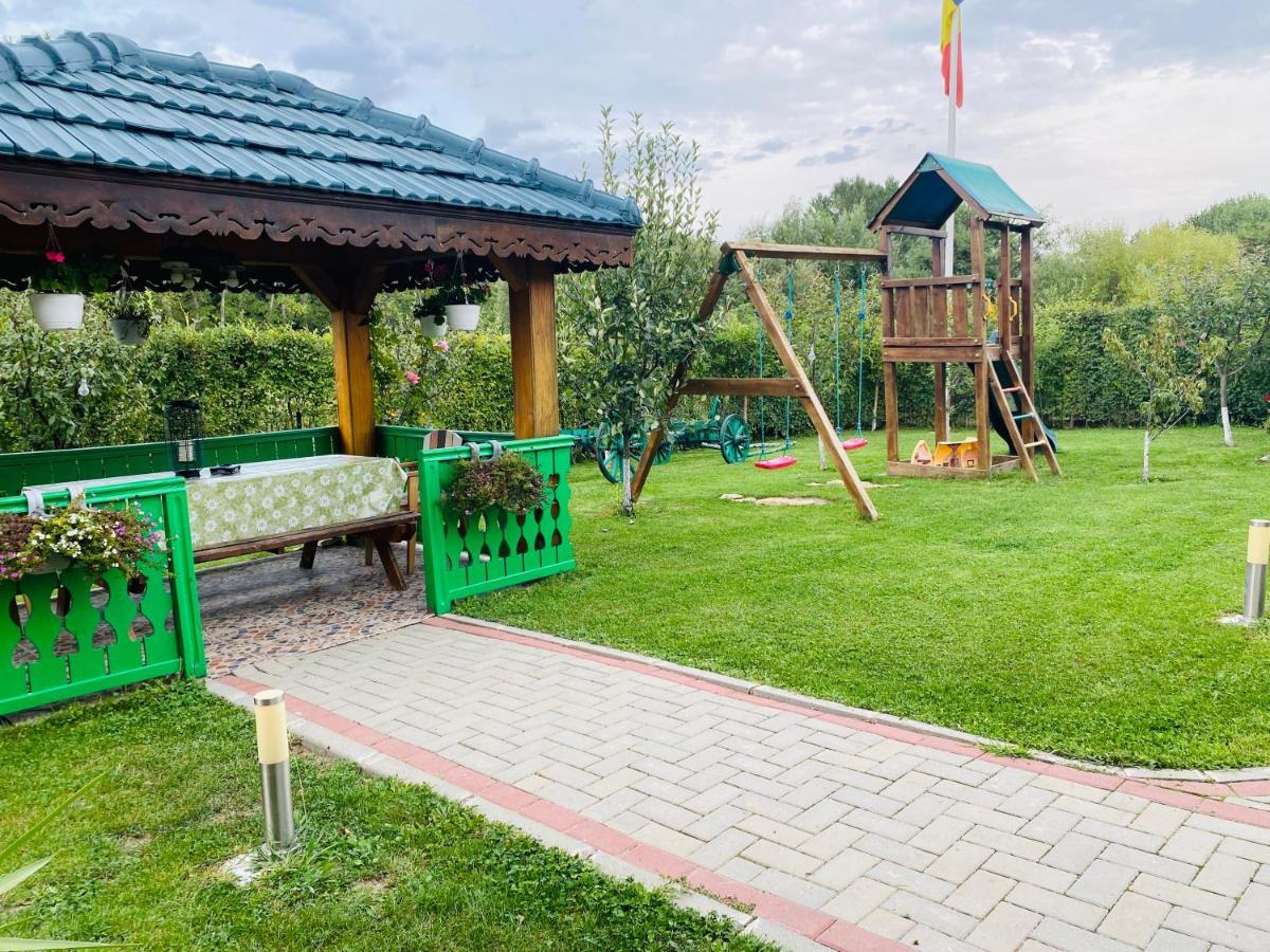 Agropensiunea Valea Fagilor Luncavita المظهر الخارجي الصورة
